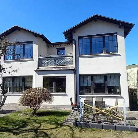 Leonie Mit Sauna * Zinnowitz