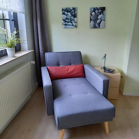 Leonie Mit Sauna Dom wakacyjny Zinnowitz